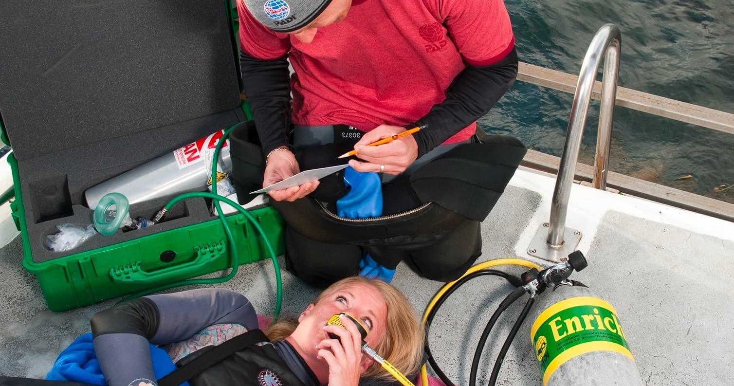 PADI Emergency Oxygen Training at Scuba.com New York