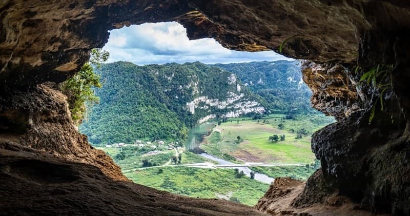 Cueva Ventana Cave Tours in Arecibo Puerto Rico