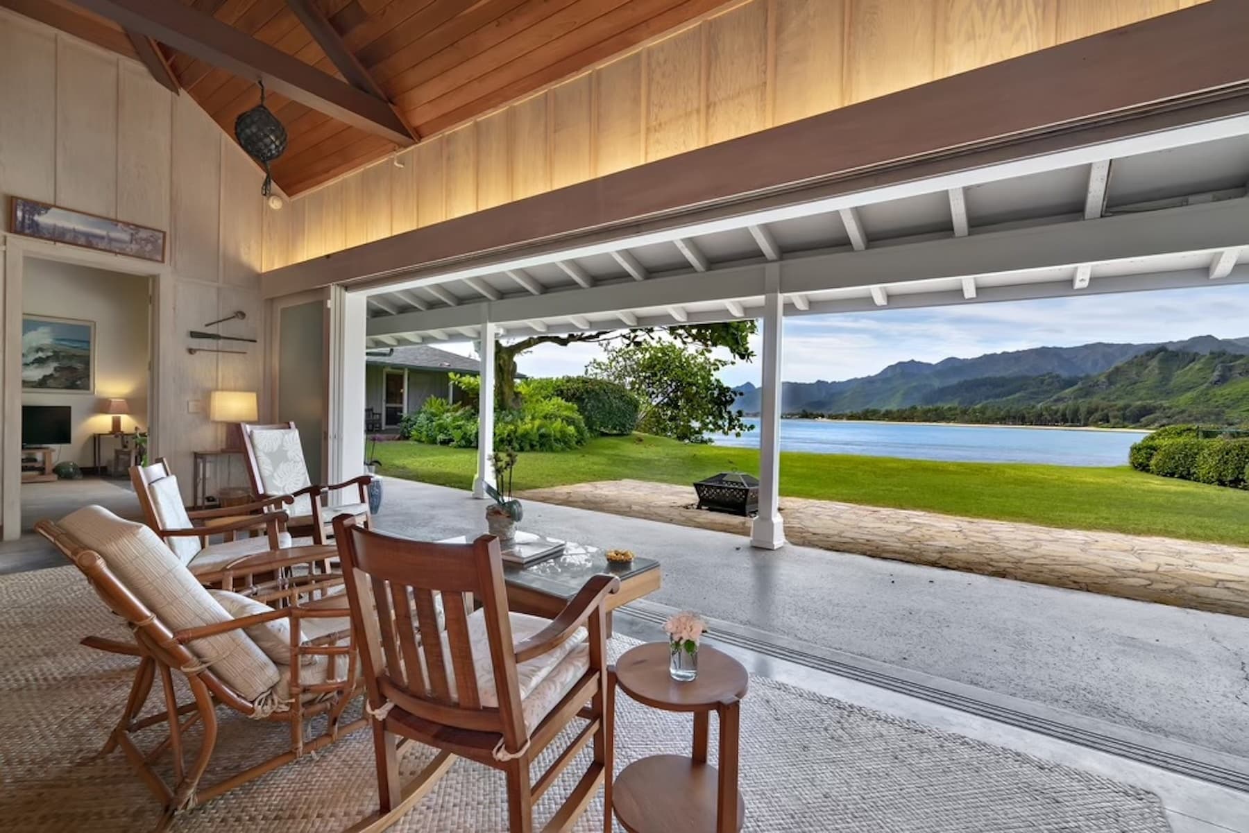 Coastal Paradise Luau by Lanihuli Entertainment on Oahu’s North Shore