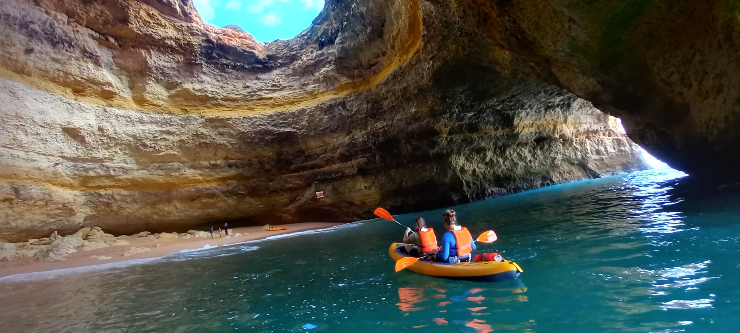 Kayak Tour em Benagil: Kayaks 2fun’s Algarve Adventure