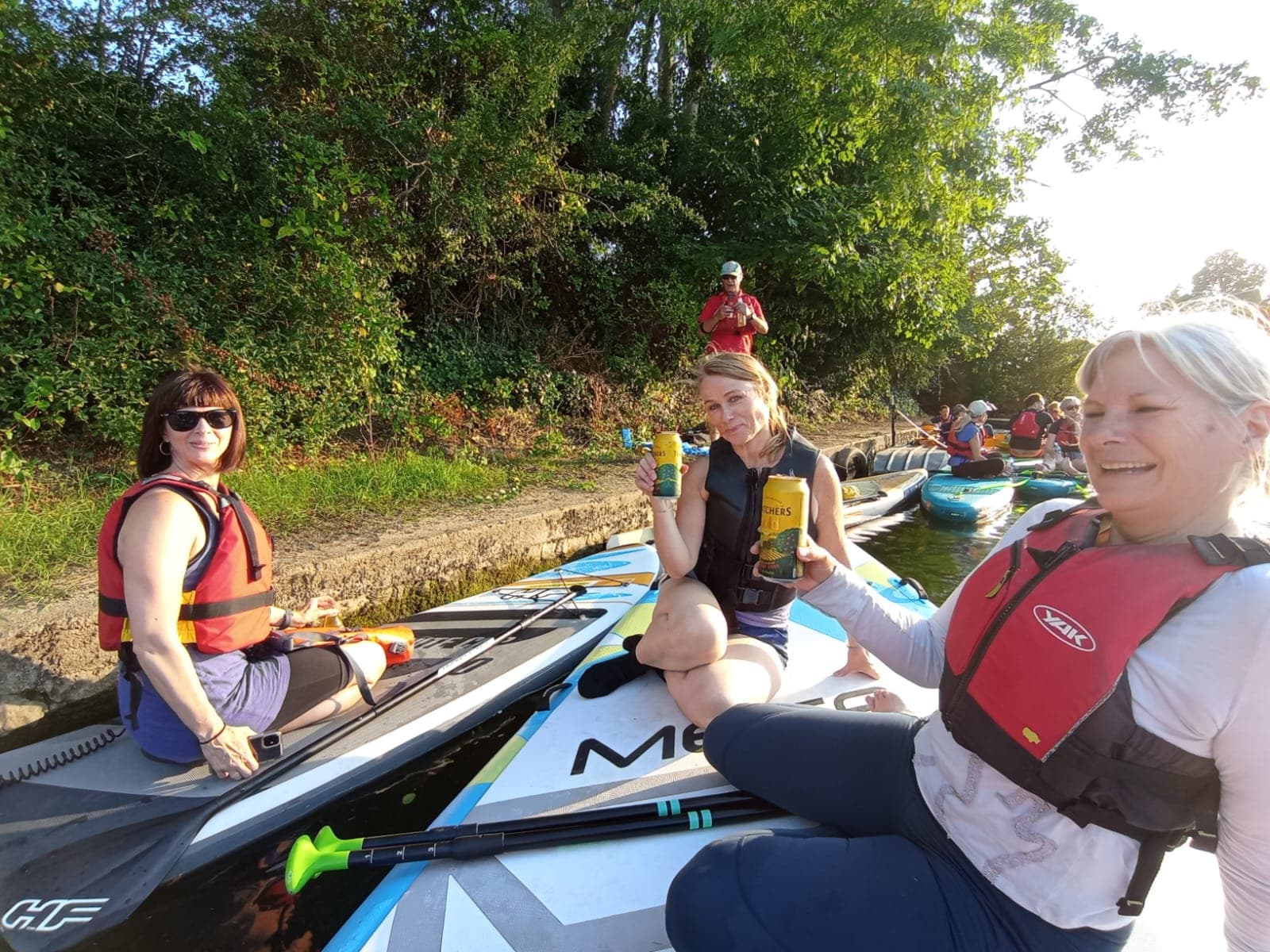 Water Activities Guide: Social Paddling at Hampton Court Paddle Sports
