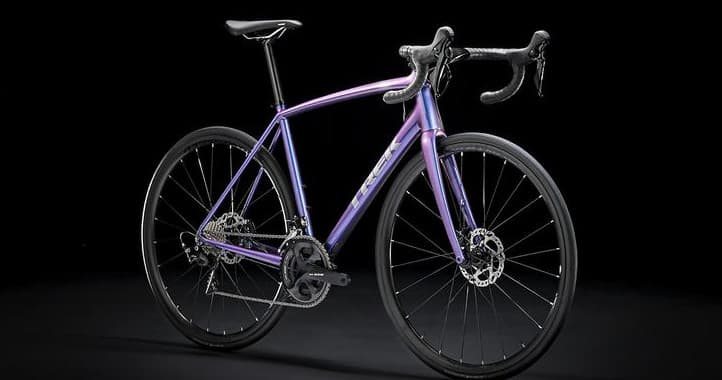 Road Biking with Spokes Bicycle Rentals in the Local Area