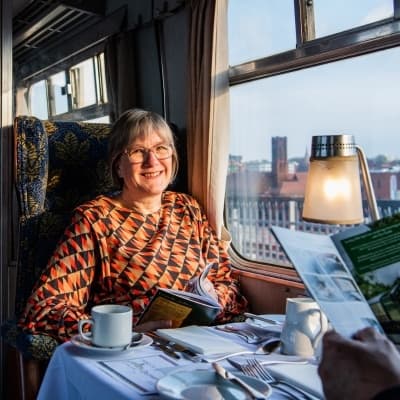 Brunch Aboard the Flying Scotsman: The Shakespeare Express from Birmingham photo 2