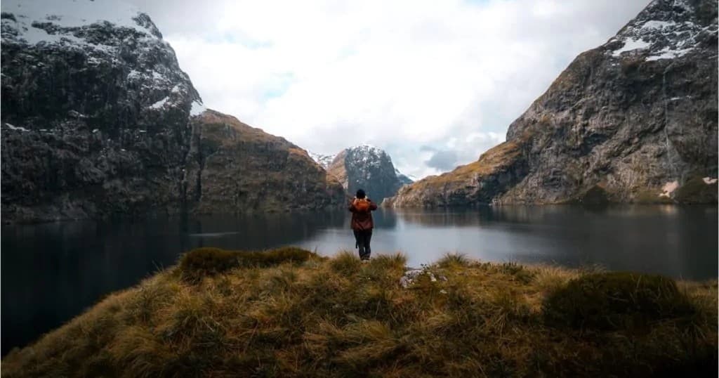 Milford Sound Scenic Flights with Southern Lakes Helicopters