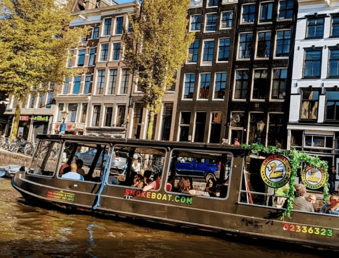 Smoke Boat Amsterdam team