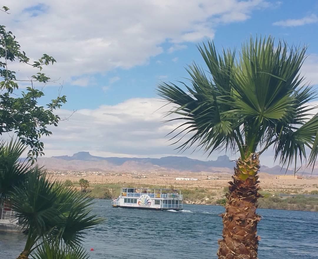 Laughlin River Cruise: 90-Minute Narrated Scenic Tour on the Colorado River