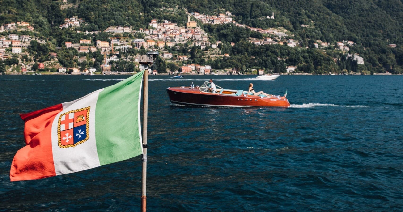 Water Activities on Lake Como with Como Classic Boats