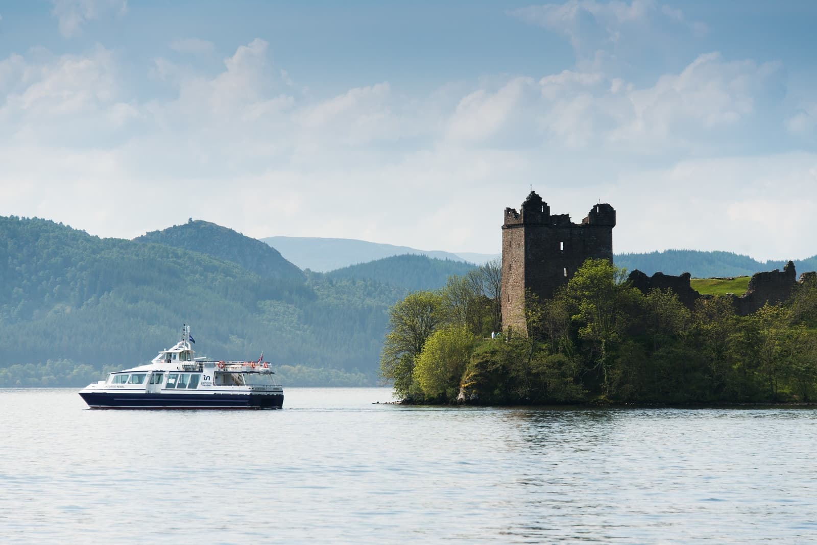Four-Hour Sensation Tour: Loch Ness Cruise, Urquhart Castle & Loch Ness Centre photo 3
