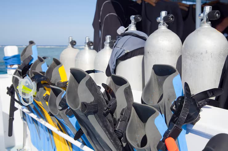 Try-Before-You-Buy Scuba Rental: 24-Hour Gear in Newington, CT