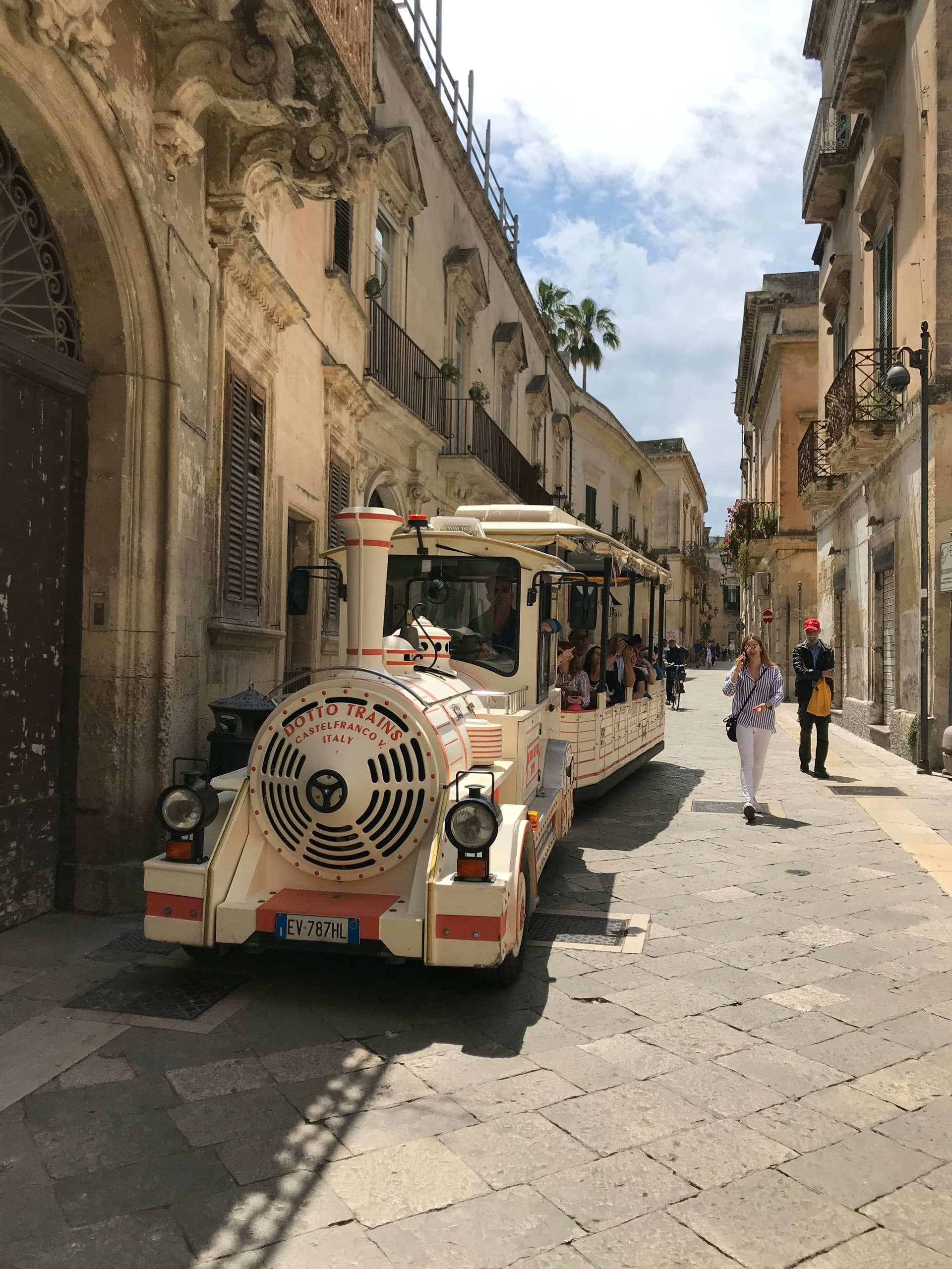 Bike Rentals in Lecce with Velo Service