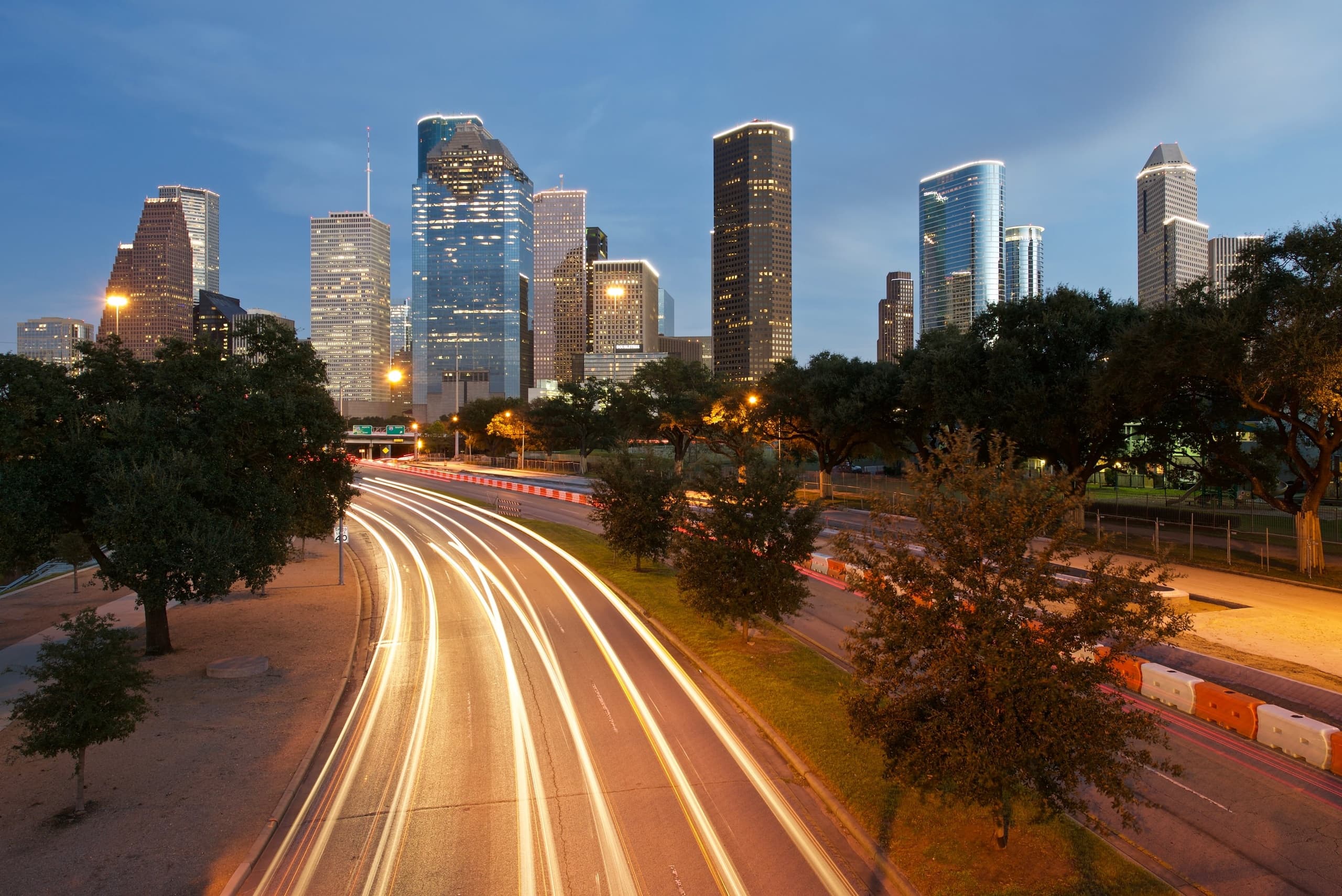 Sunset Skyline Tour by Buffalo Bayou Kayak Tours in Houston