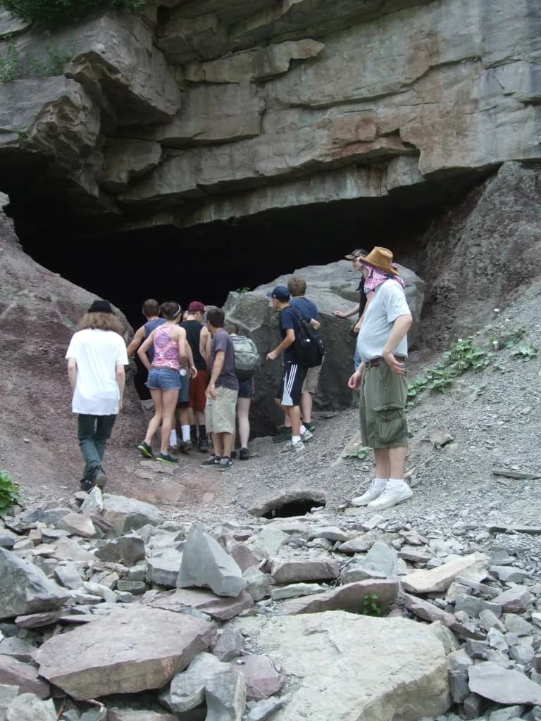 Beyond the Falls: Niagara's History, Science and the Niagara City Cruise