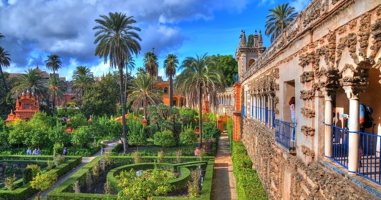 Alcázar de Sevilla History Tours by Discovering Spain