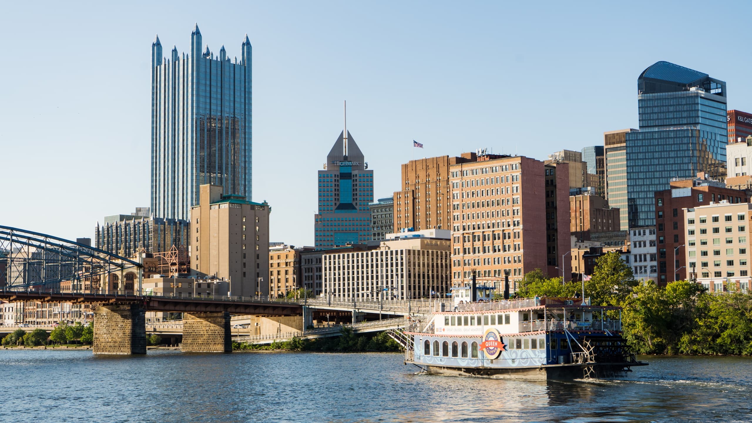Captain's Dinner Cruise in Pittsburgh, Pennsylvania