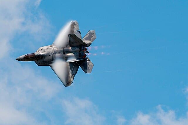 Air Show on the Bay Pontoon Tour in Traverse City