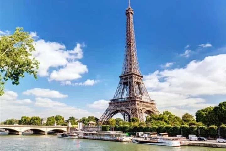 City Sightseeing & Cruise in Paris with Halal Tourism Britain