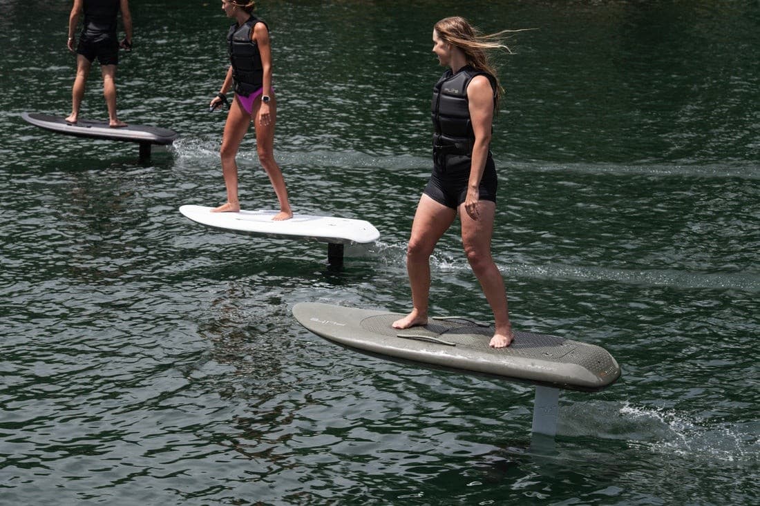 Silent Flight Over Chisago Lakes: Individual Efoil Lessons with Glyde Watersports