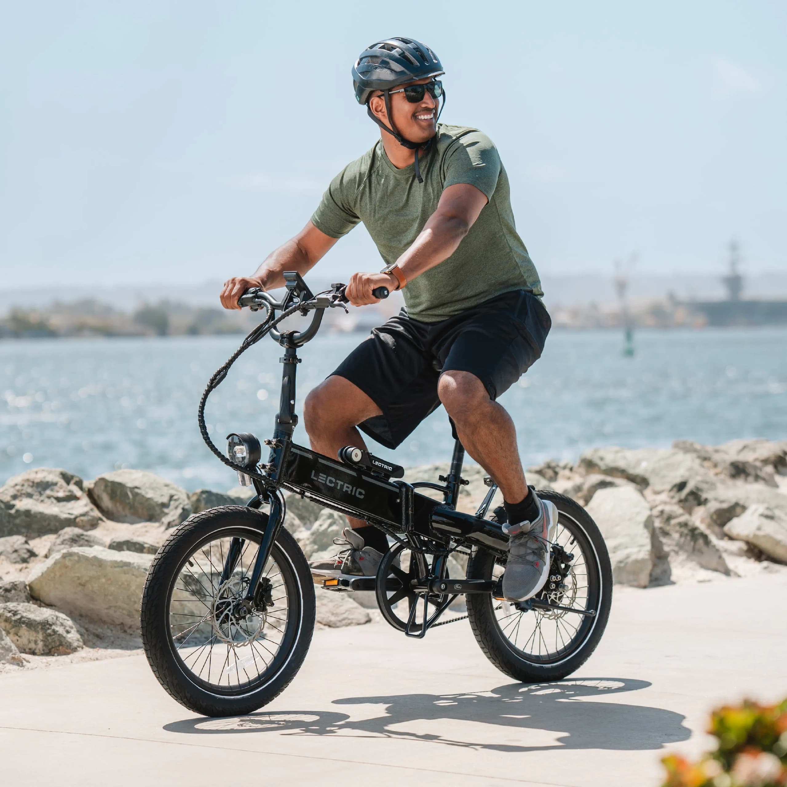 Explore Fort Myers Beach on a Lectric XP Lite 2.0 E-Bike