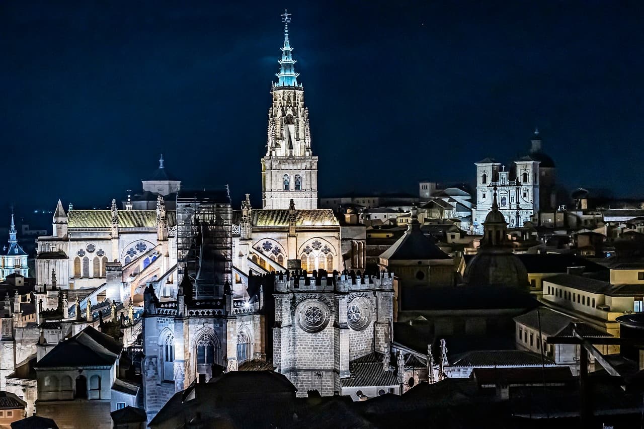 Toledo Cultural Tour with De Paseo Experience