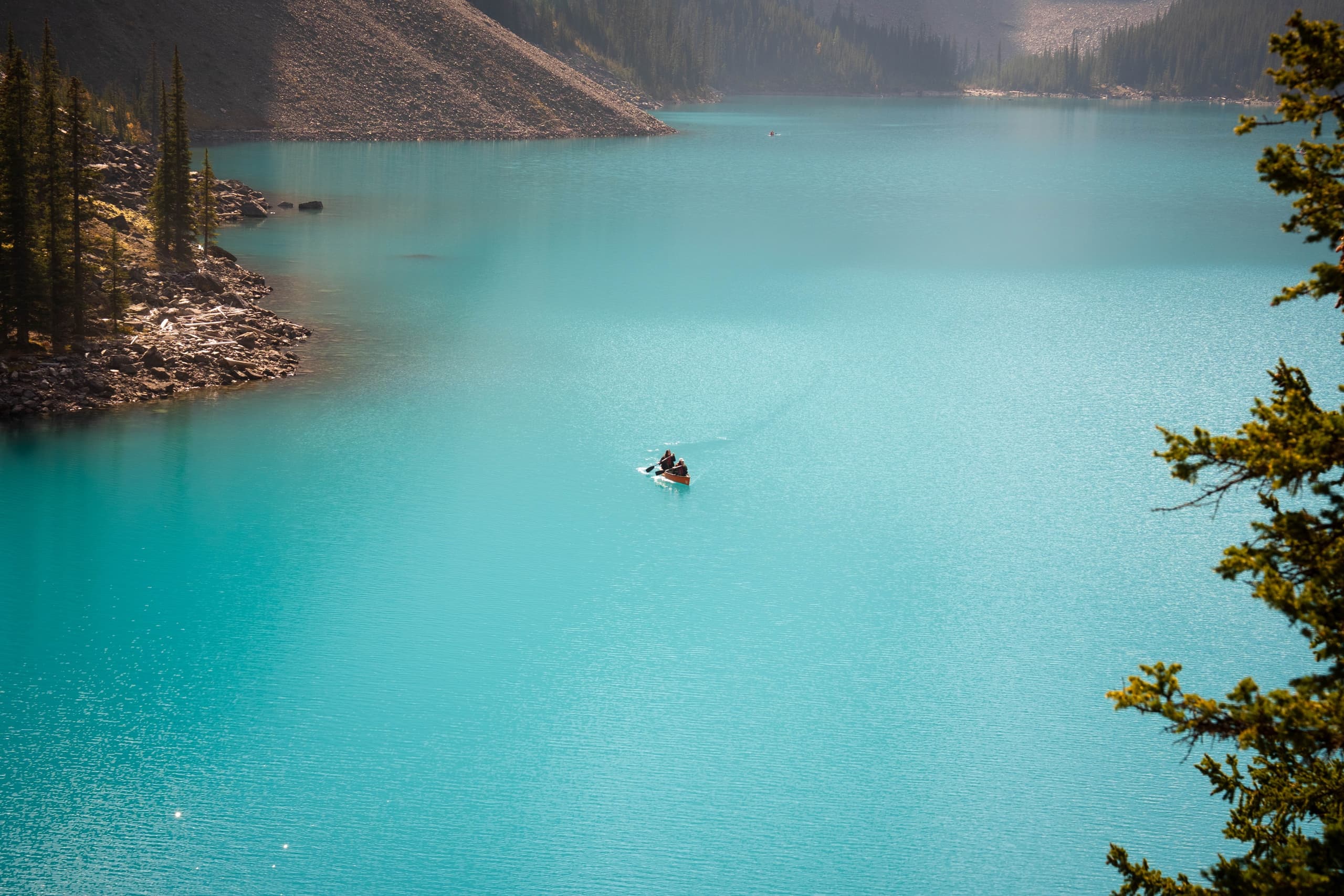 Moraine Lake Sunrise & Lake Louise Golden Hour: A Photographers' Guide photo 4