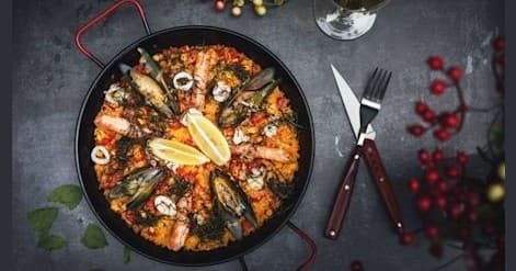 Culinary Adventure: Spanish Paella Cooking Class