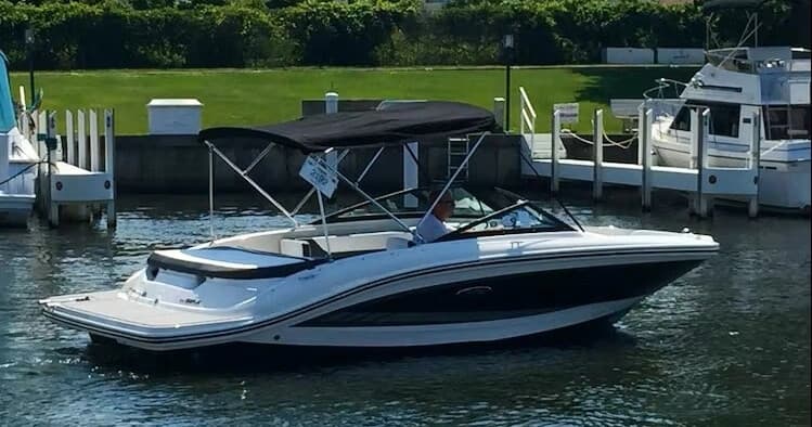 Captain Your Own Sea Ray on Lake Minnetonka: Bareboat Charters from Excelsior