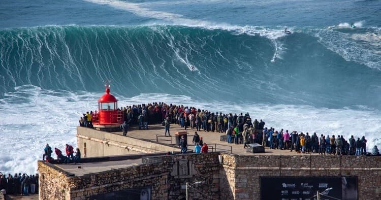 Outdoor Adventures with Picta Travel in Fátima & Nazaré