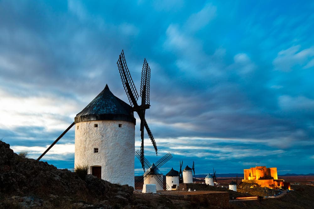 Private Don Quijote Tour: Cultural Landmarks & Windmills