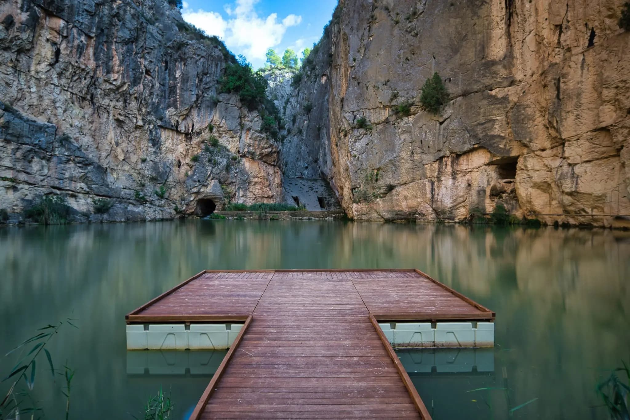 Hiking Chulilla’s Hanging Bridges with Discovering Spain