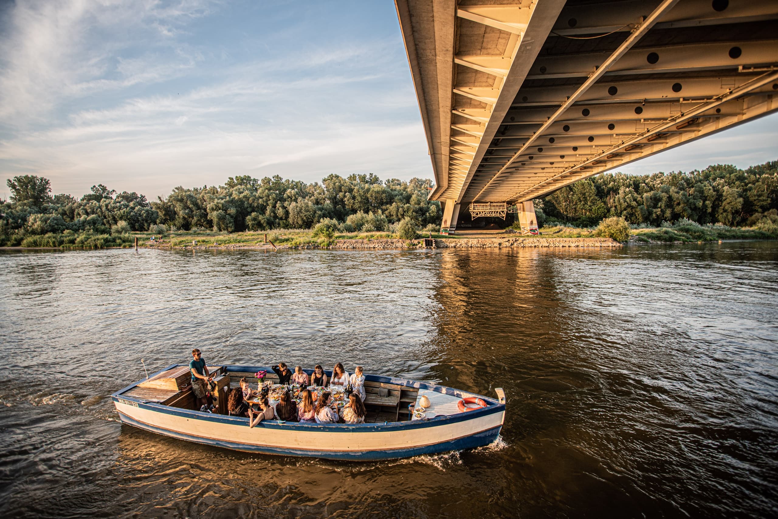 Vistula Views: 30-Minute Wooden Boat Cruise Through Warsaw photo 3