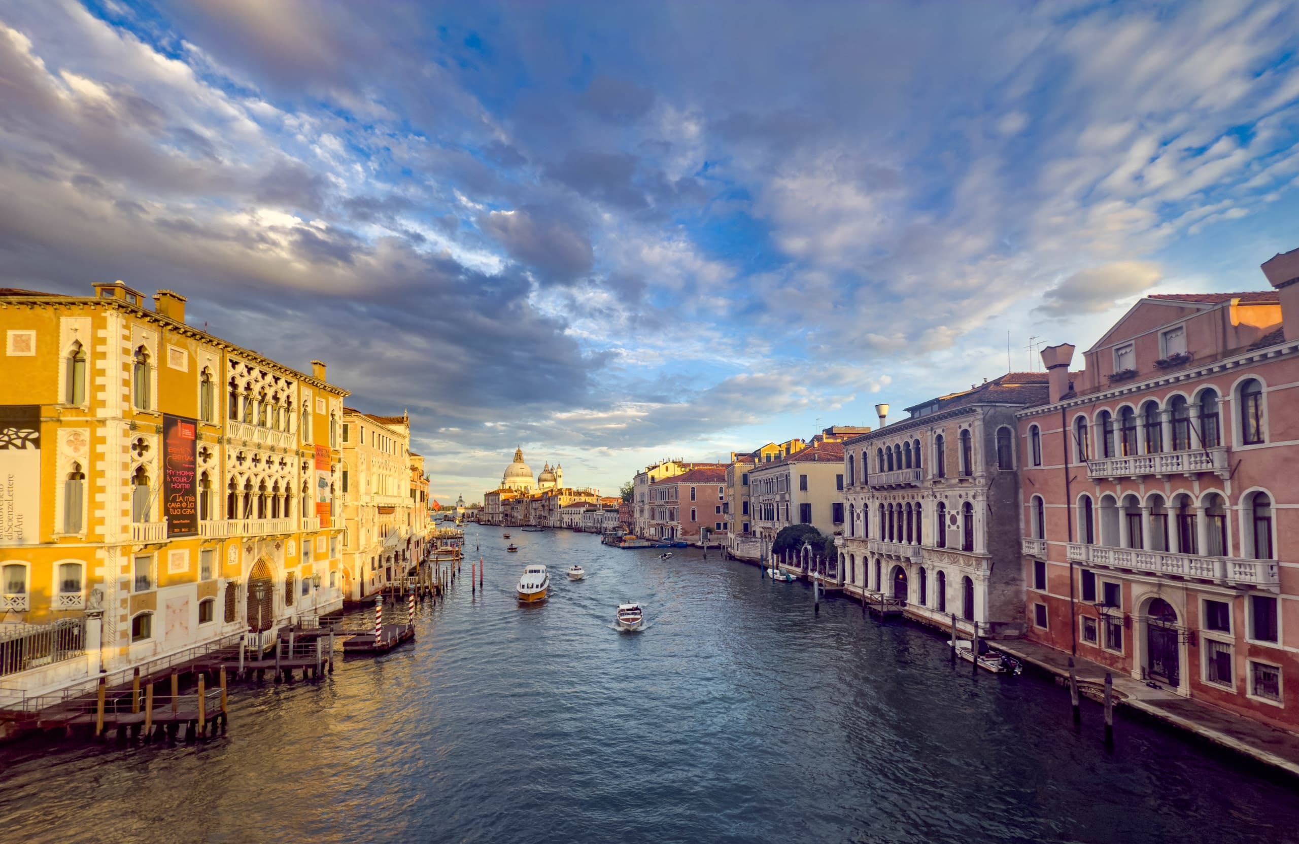Hidden Secrets of Venice: 1.5-Hour Castello & St. Marks Walking Tour