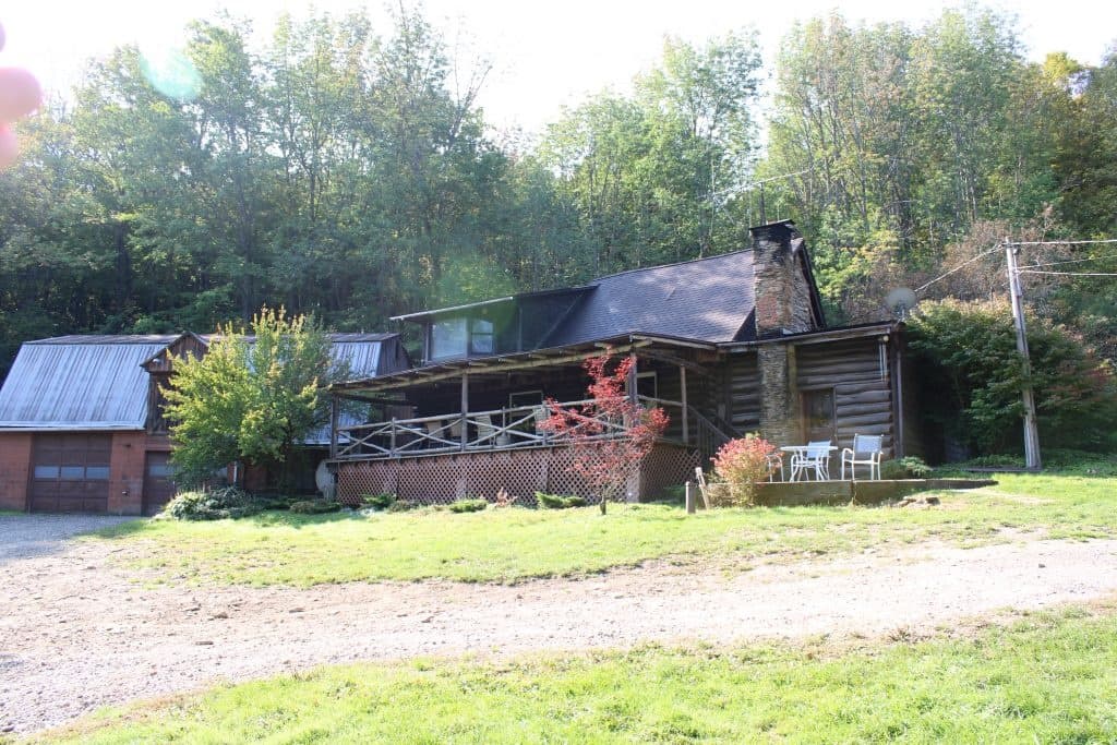 Bear Hollow Log Cabin Retreat: Group Rental with Trail Access in Andover NY