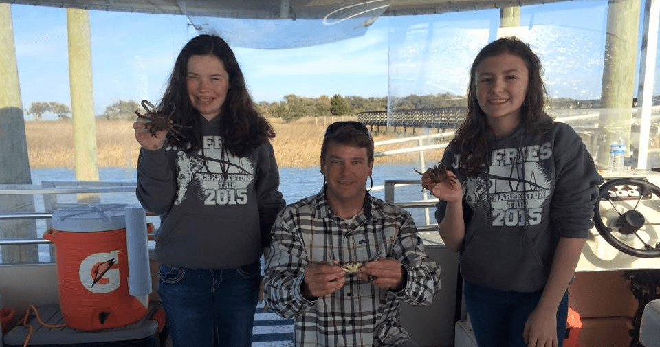 Private Charter Delphinus: Isle of Palms Boat Tour