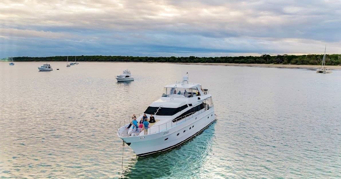 Overnight at Tangalooma Wrecks: Private 24-Hour Liveaboard from Cleveland