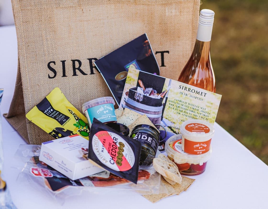 Wine Tasting & Picnic at Sirromet’s Mount Cotton Vineyard