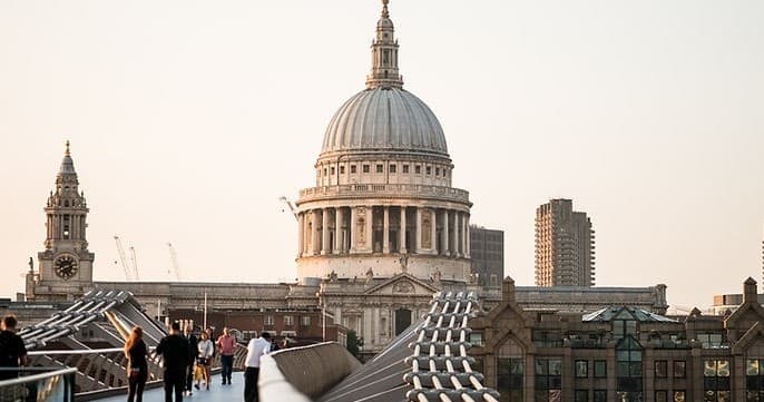 Historical London Walking Tour with Passeggiate Londinesi