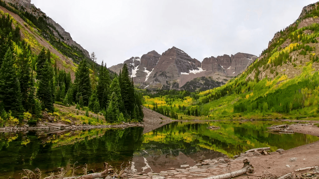 Luxury Mountain Transit from Denver with Scout