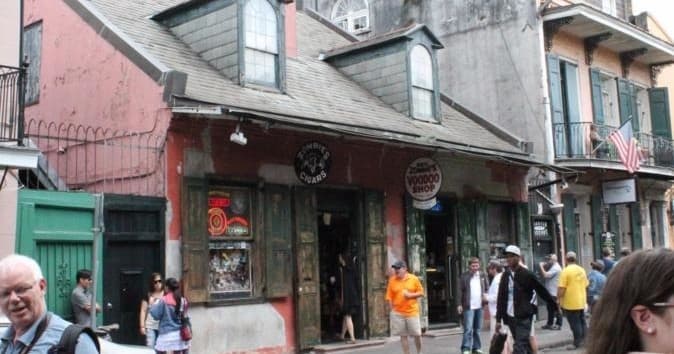 Haunted History Tours: Dark Walks Through New Orleans