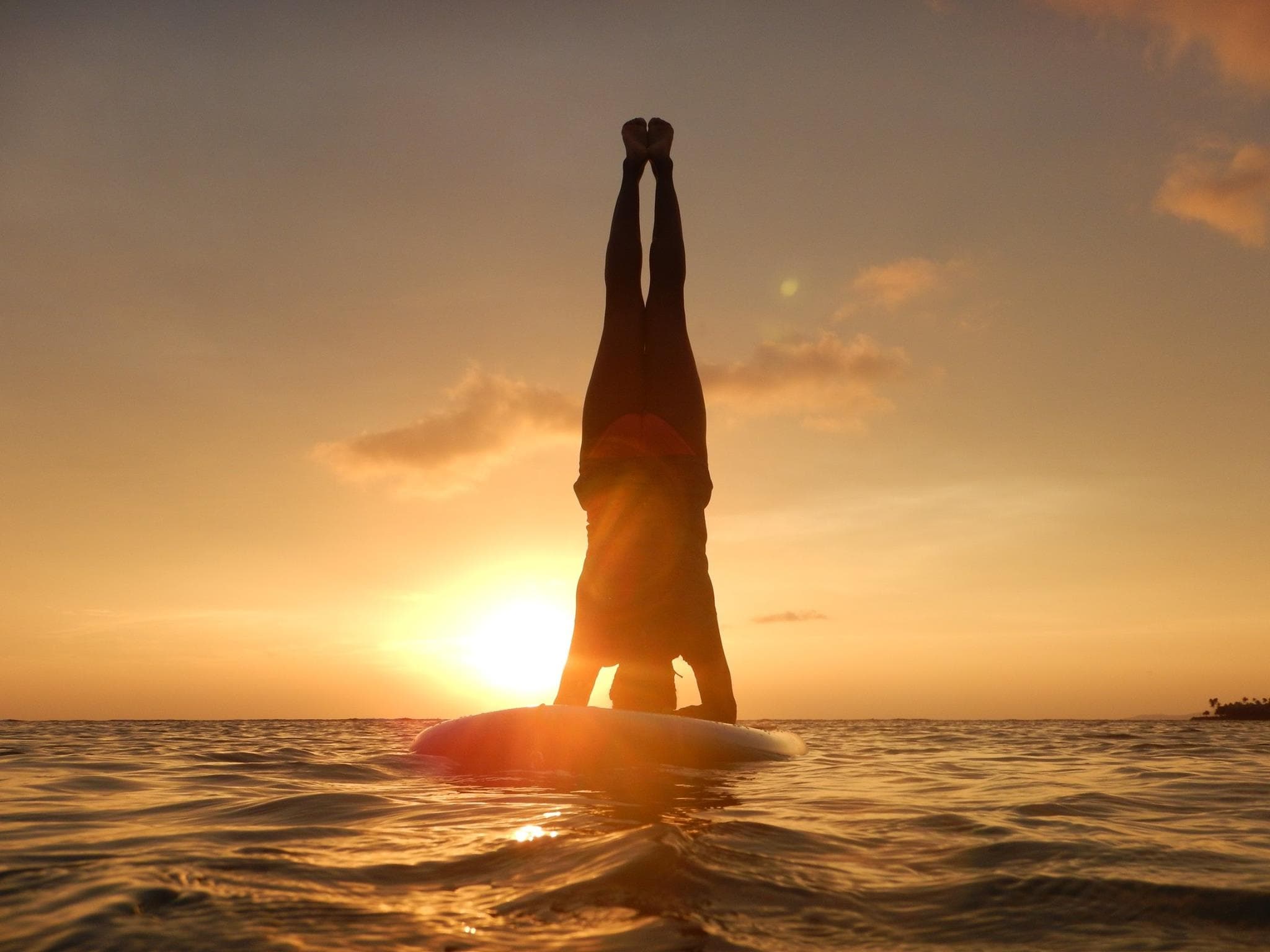 Sunset SUP Yoga in Honolulu, Hawaii: A Tranquil Experience