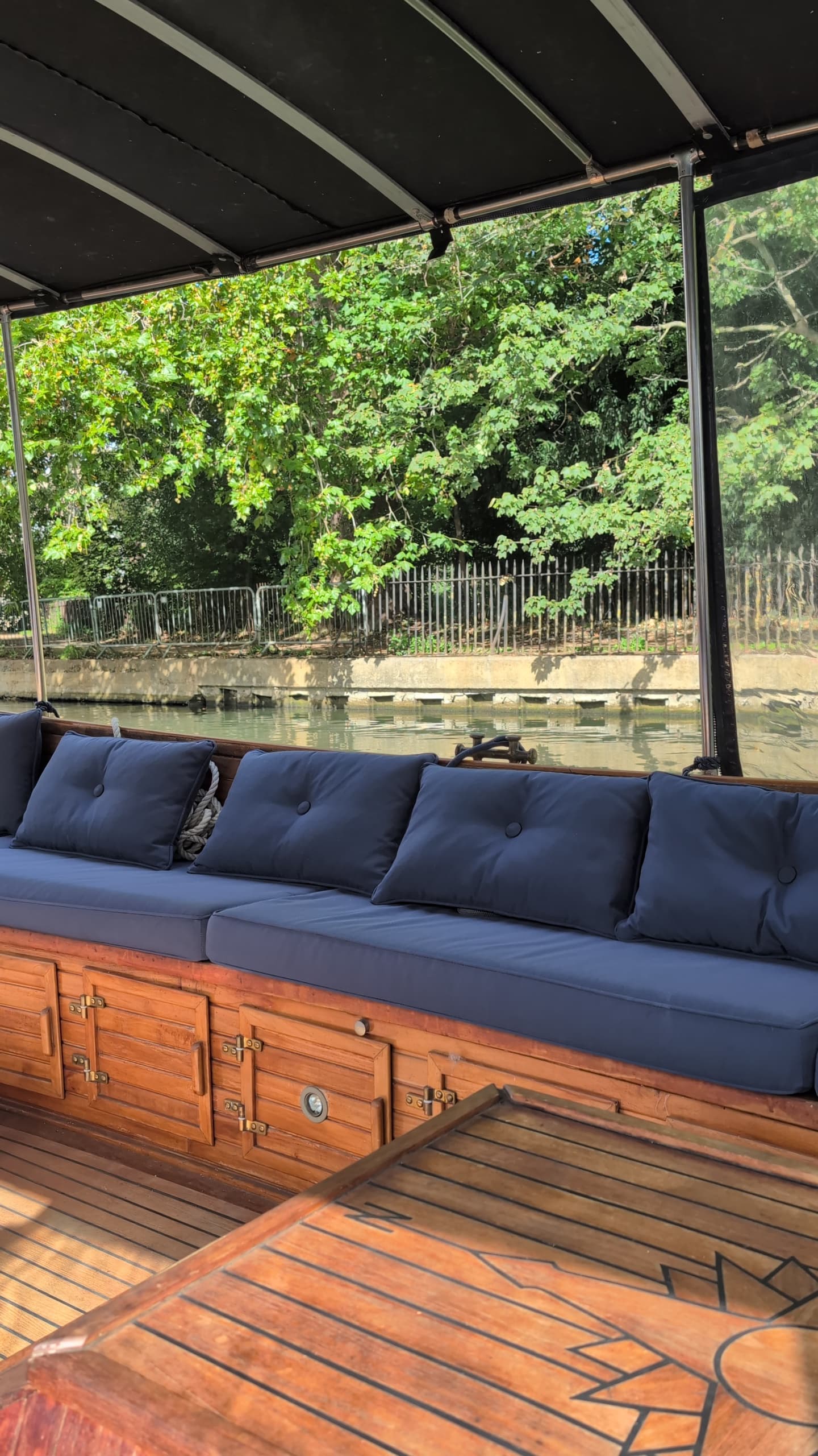 Front-Row on the Thames: Private Boat Charter for Henley Royal Regatta photo 3