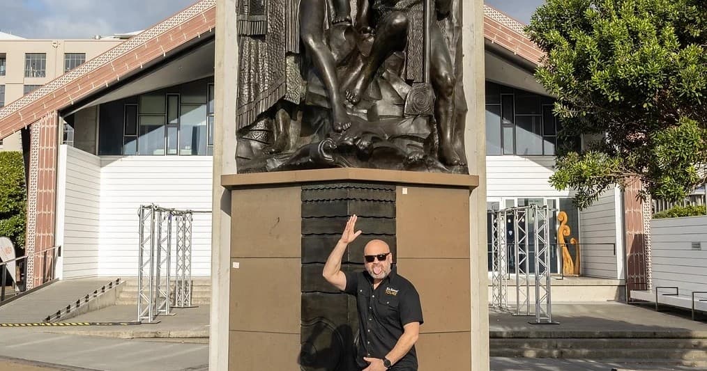 Cultural Wellington Day Tour with Ka Rawe Tours
