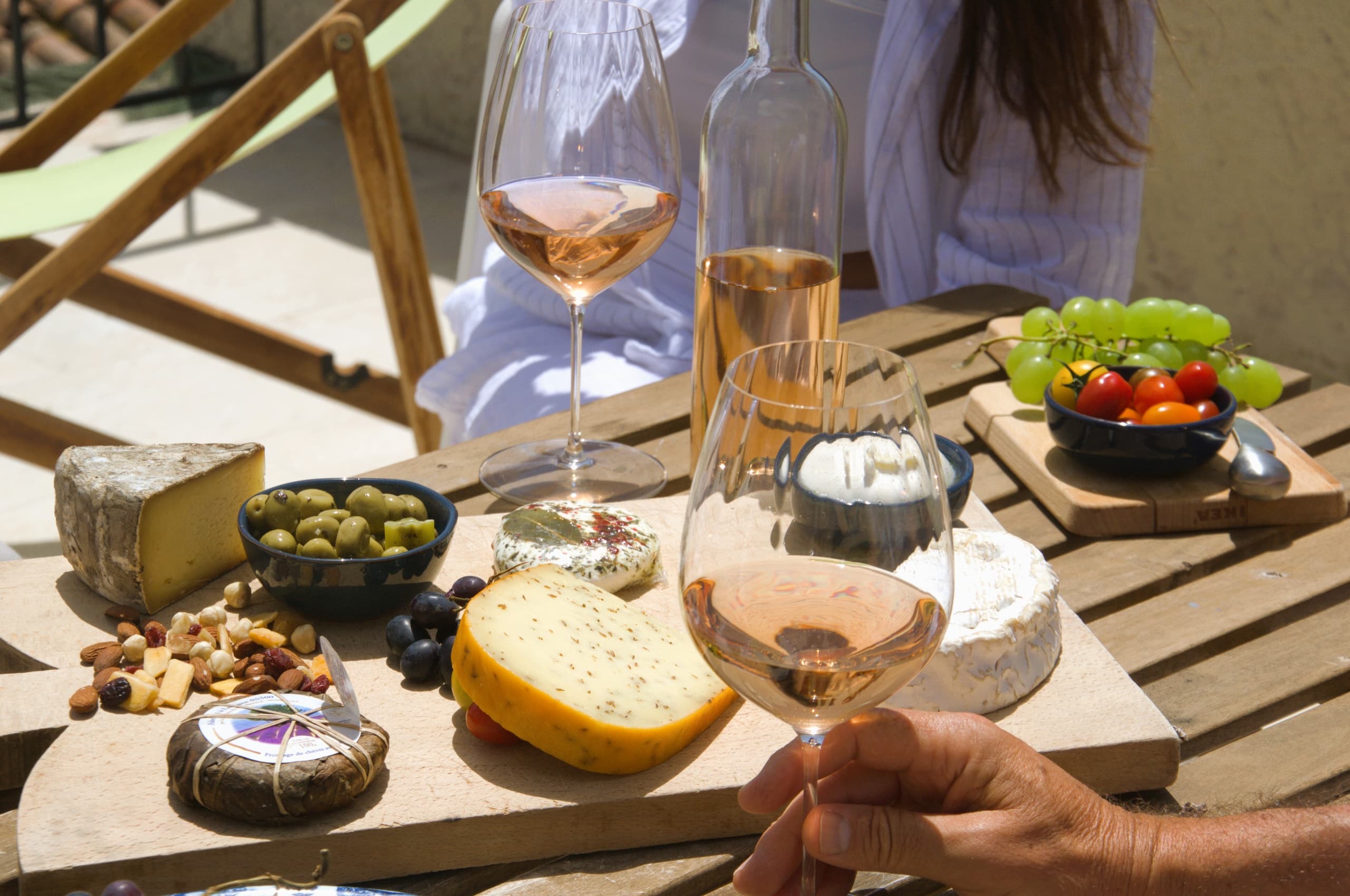 Wine Tasting Experience with Wine Guide Provence