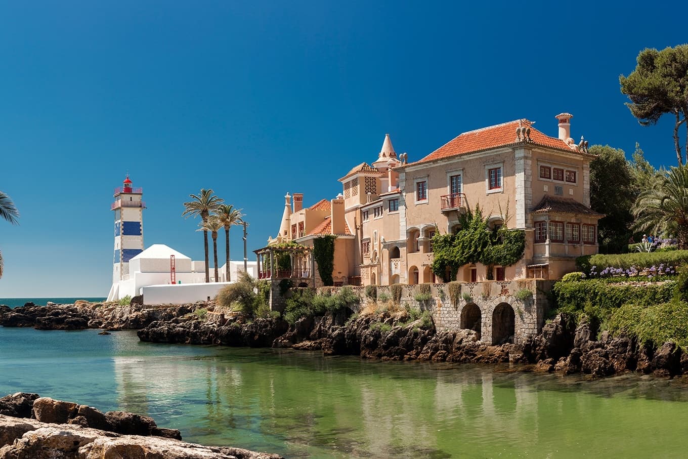 Land Adventure: Sintra & Cascais Cultural Tour Near Lisbon