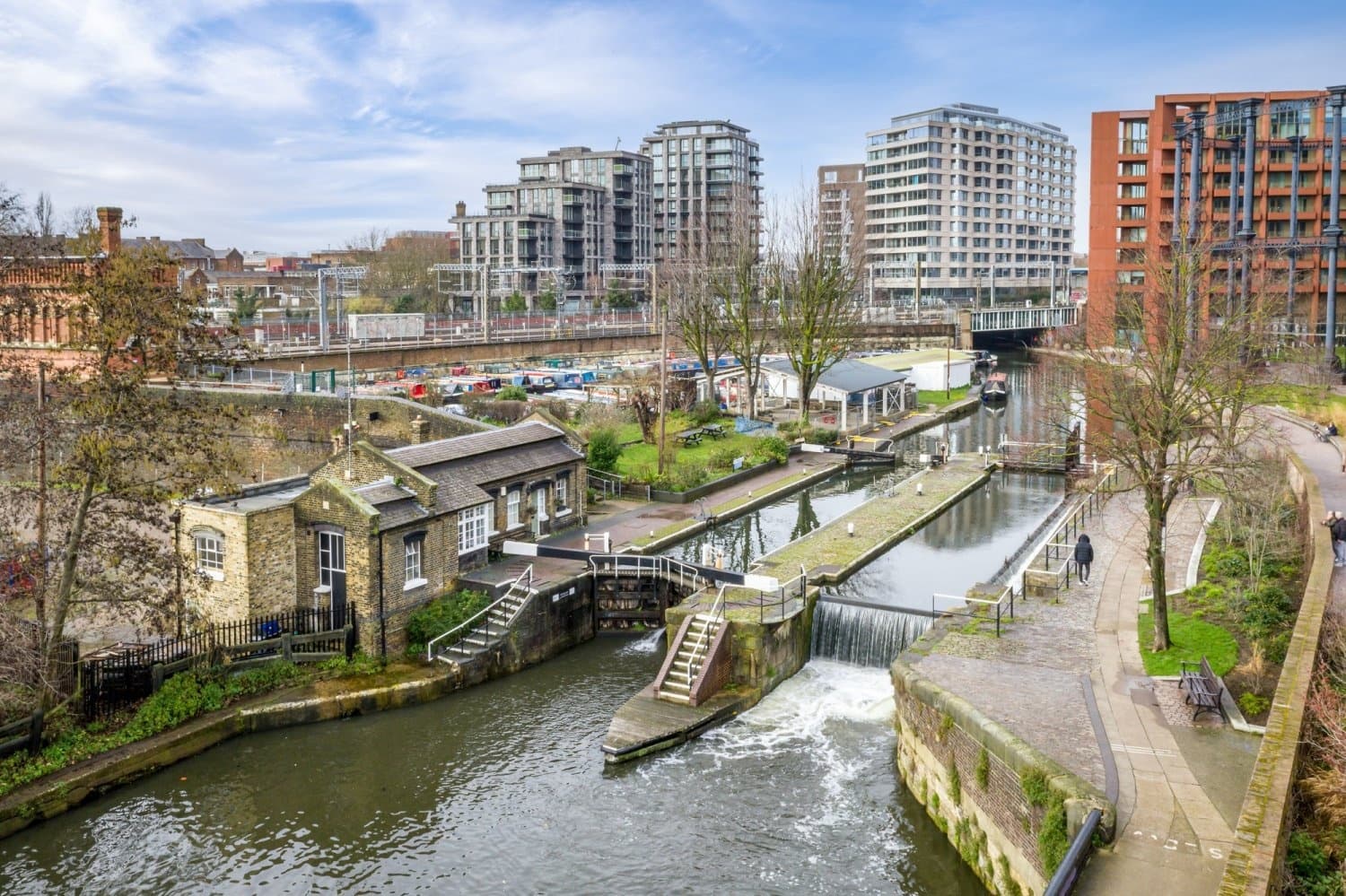 Camden Market to Kings Cross: Narrowboat Trip Through St Pancras Lock photo 1