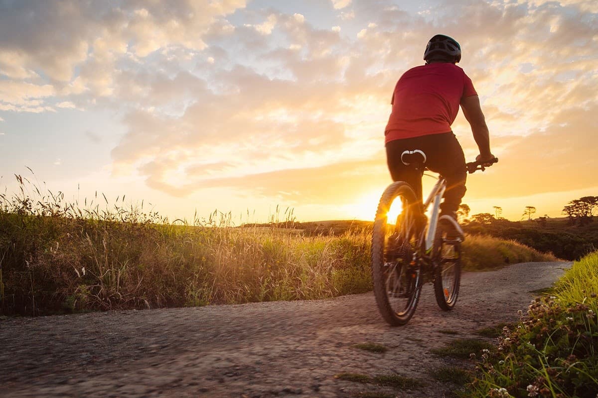 Explore Petoskey by E-Bike: Half-Day Rentals on Little Traverse Bay
