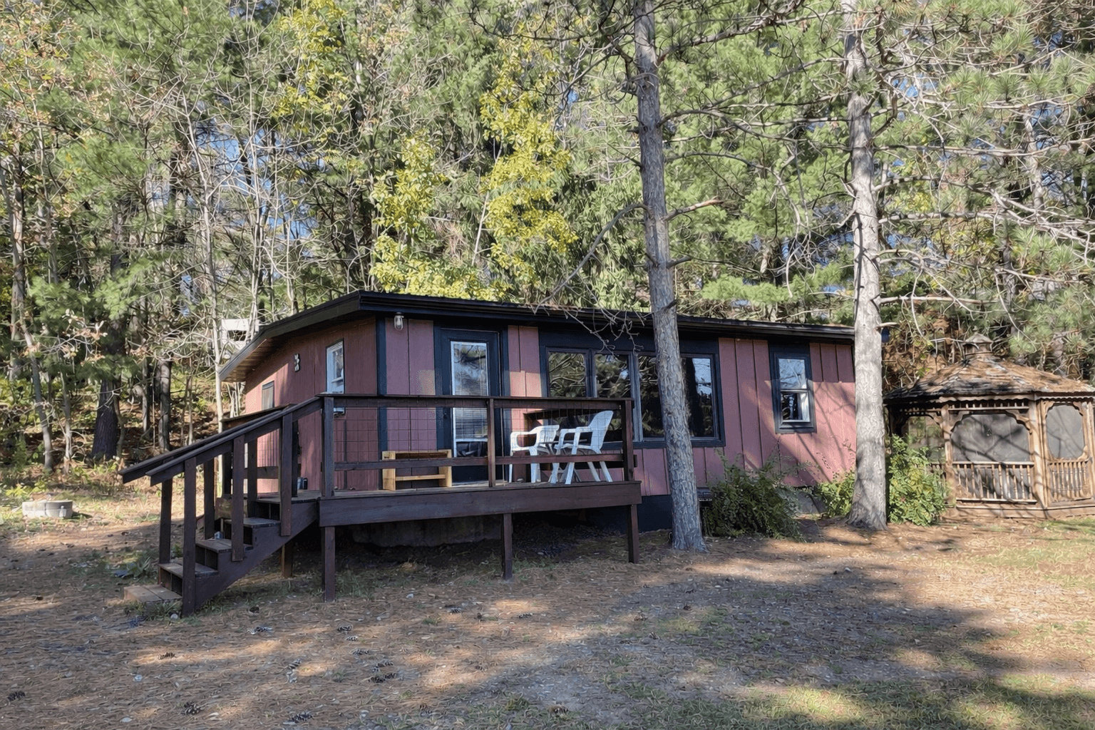 Crappie Cabin on Potato Lake: Classic Wisconsin Lakeside Lodging for Anglers