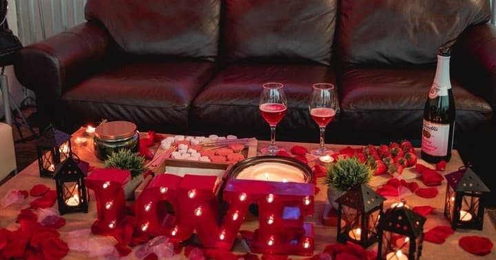 Romantic Date Night Tour Over NYC Skyline in Linden, NJ