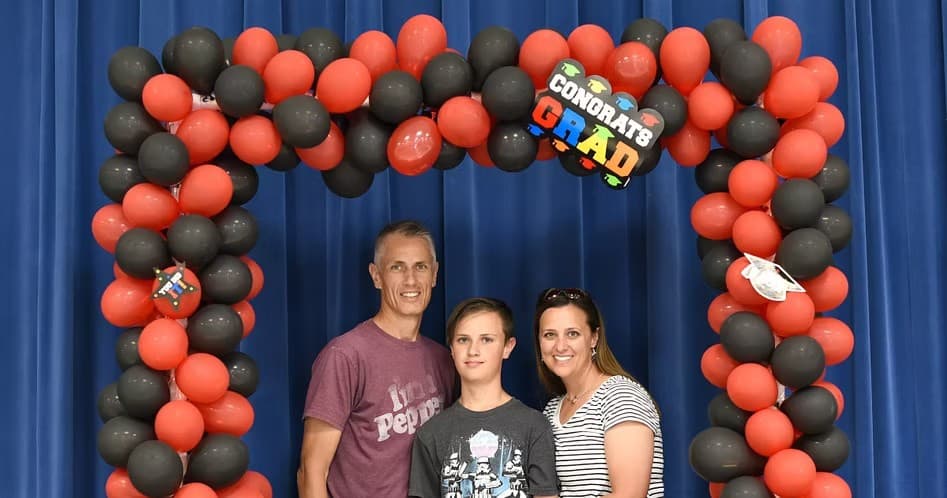 Outdoor Event Activities at DIY Photo Booth
