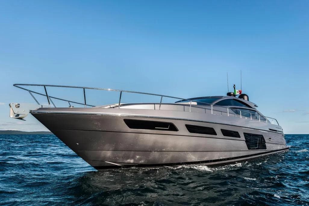 Luxury Yacht Charter in Positano with Pershing 6X