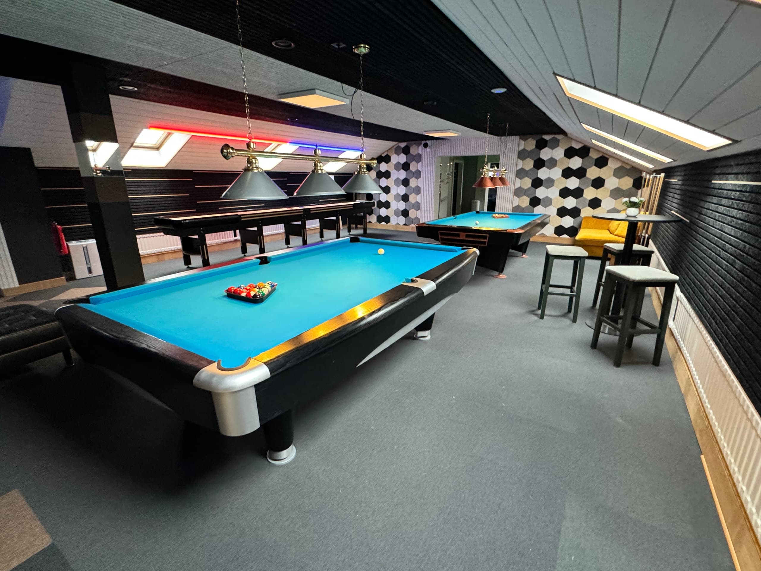 Indoor Gaming Experience at Reality Games for Fun Gatherings